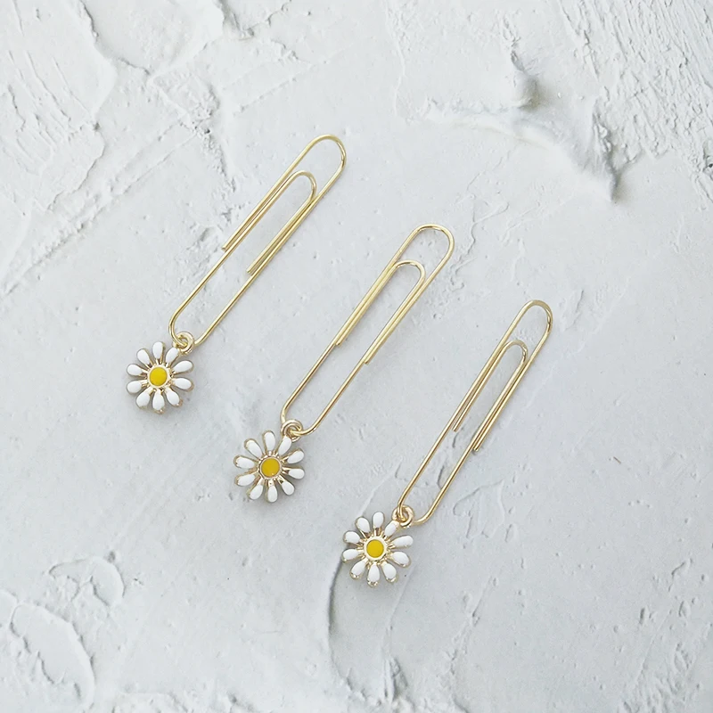 Daisy flower Bookmark Paper Clip Metal Material Bookmarks Book Stationery School Office Supplies 5Pcs/box paper clips mini bookmark
