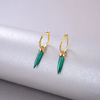 

European and American simple stone small and exquisite green pointed Earrings circle earrings