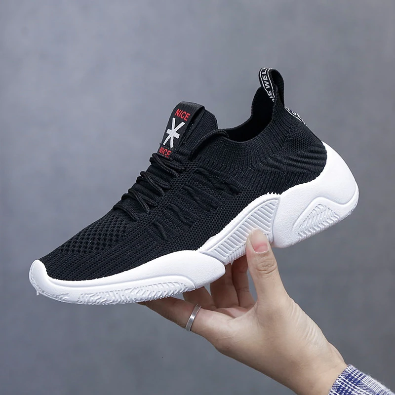 black woman sneakers Женская теннисная обувь; дышащие сетчатые носки; кроссовки; ; модная женская спортивная обувь; tenis feminino; сезон осень-лето; спортивная обувь розового цвета - Цвет: black woman sneakers