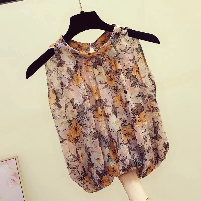 Casual Halter Floral blouse women  2024 summer Korean Sexy fashion elegant loose sleeveless halter retro chiffon shirt Vintage