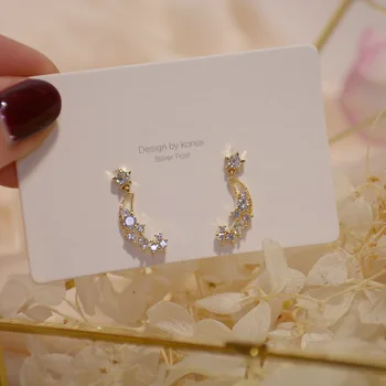 

Shiny Side New Accessories Crystal Moon Stud Earrings for Women Fashion Jewelry Simple Style Zirconia Earrings