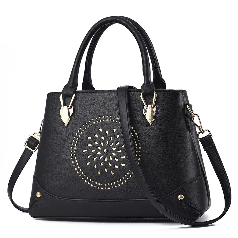Women's 2020 New Fashion Metal Piece Embroidery Ladies Handbag Trend All-match Retro PU Messenger Bag Shoulder Wallet |