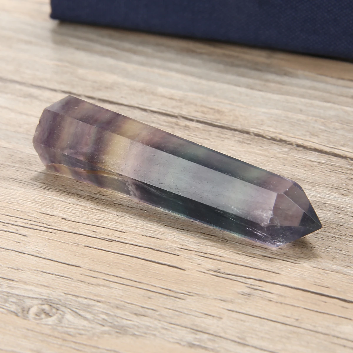 1 шт. 45-70 мм 100% Природный Флюорит кварцевый кристалл палочка точечное заживление шестиугольных камней украшения радужные фиолетовые