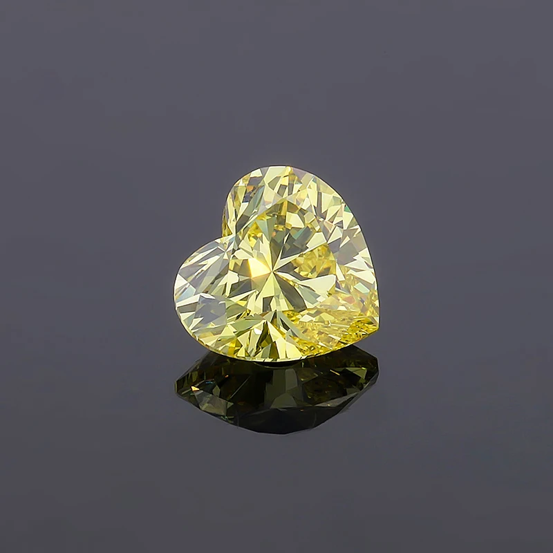 HPHT Heart cut 1.37CT VS  7.10X6.9X4 (6)