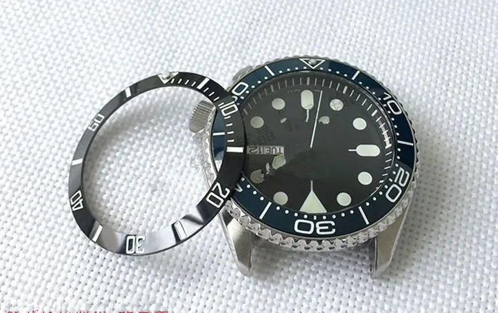 SKX007 009 Керамическая рамка сменная | Наручные часы