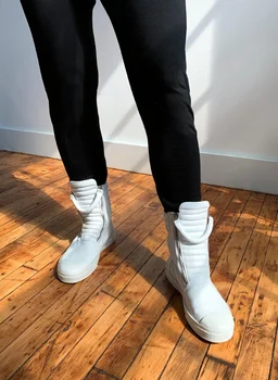 

NEW Winter Women's Leather Sneaker Snow Boots Keep Warm Platform Ankle Boots Flat Women Zipper Shoes Botas Mujer Zapatos