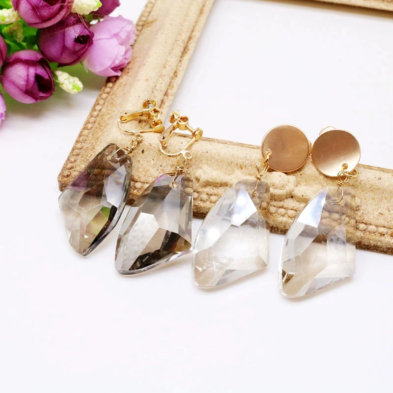 

Free Shipping Irregular Glass Stone Earring Clip