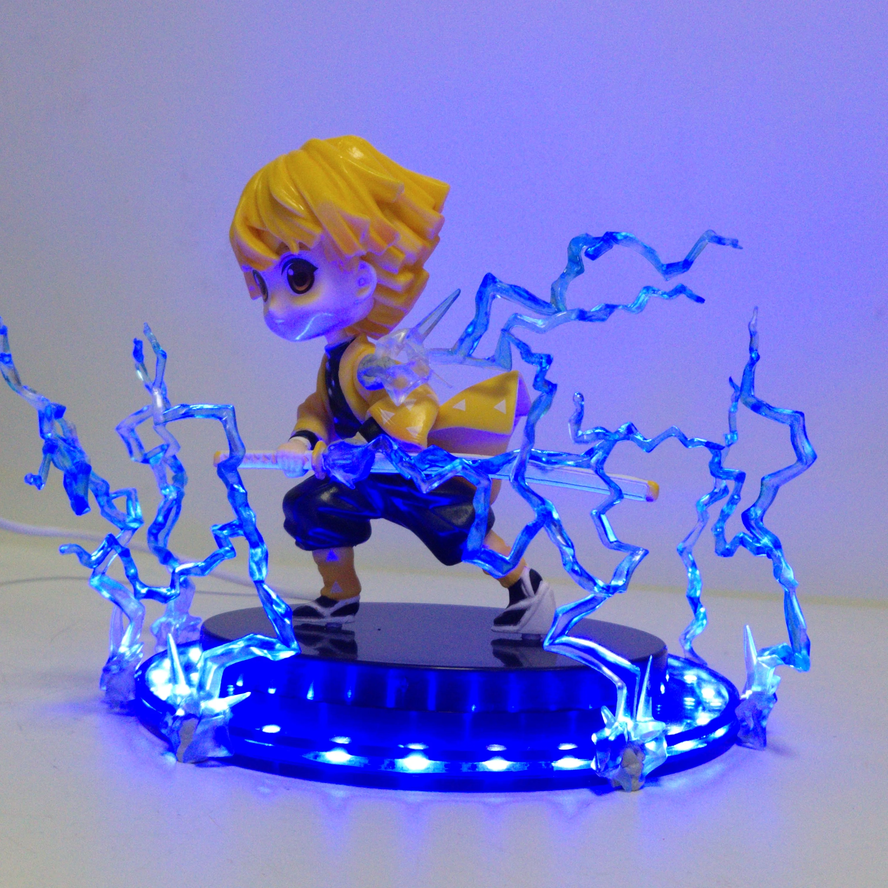 Фигурки Demon Slayer Agatsuma Zenitsu Thunderclap и Flash Led Effect Kimetsu no Yaiba Аниме Фигурка модель игрушки фигурка