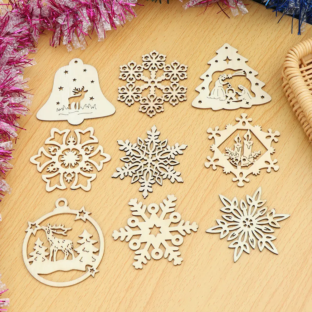 10Pcs DIY Natural Snowflakes Deer Shape Christmas Wooden Chip Hanging Ornaments Pendants Xmas Ornaments Kids Gifts Decorations