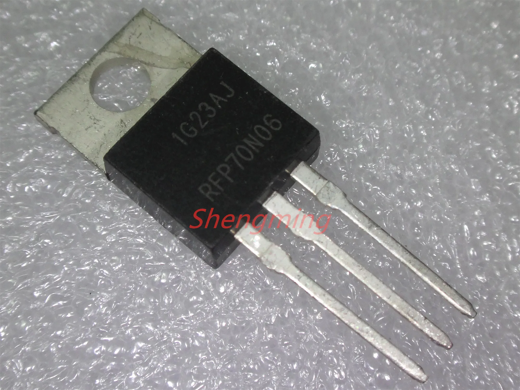 10 шт. RFP70N06 TO-220