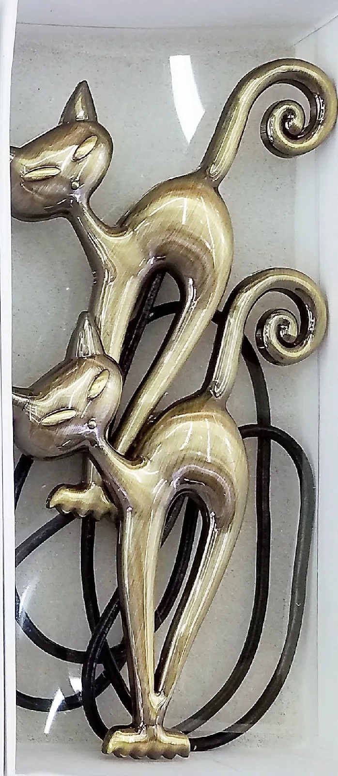 9455093884_2140217869