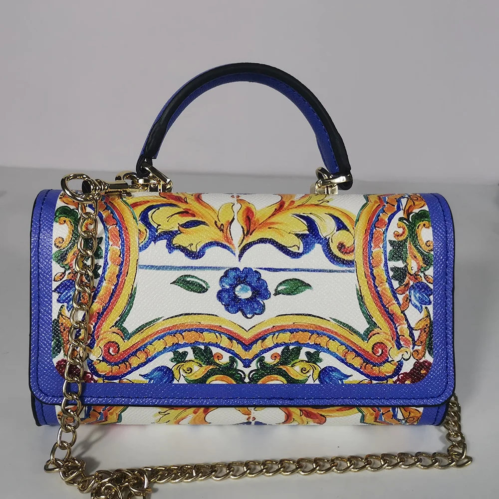 

Handbag mobile phone bag messenger bag square portable messenger bag chain mini pattern diamond