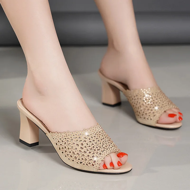 

2019 Summer New Style Hollow out Breathable High-Heel Slippers Women's High-End Extravagance Outer Wear Man-made Diamond Large S