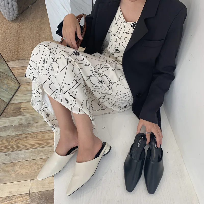 

Casual Closed Toe Slippers Women Shoes Round Heels Mules Shallow Slides Ladies Slip on Loafers Leather Zapatos Mujer Black Beige