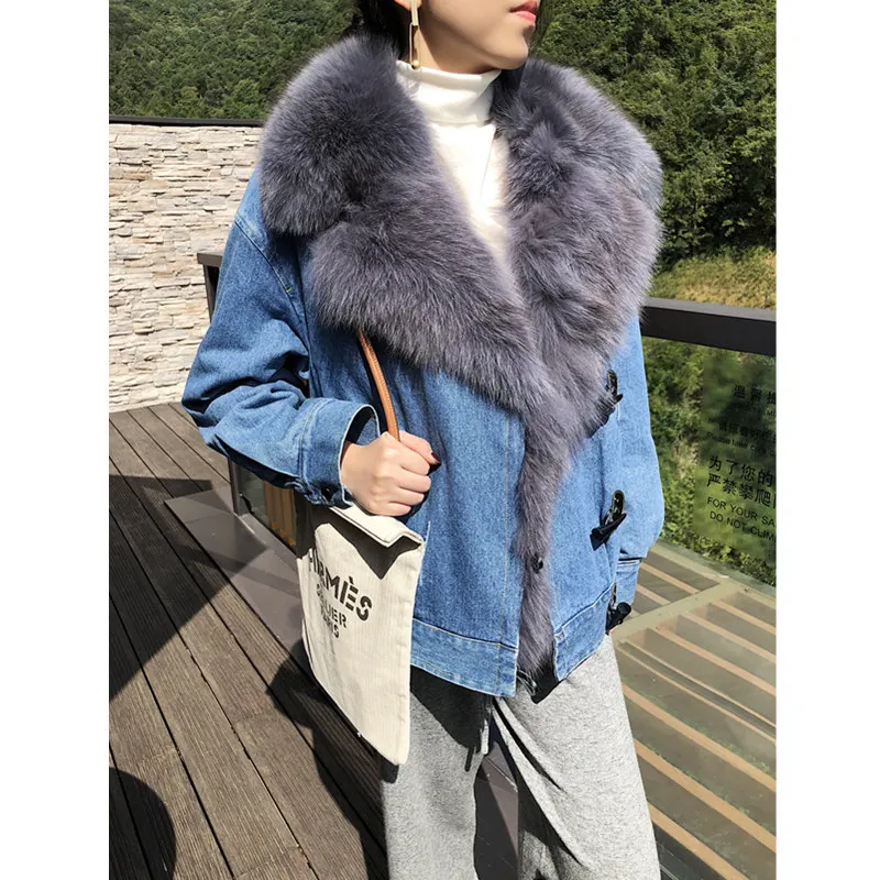 Женское джинсовое пальто куртка с натуральным лисьим мехом большой воротник