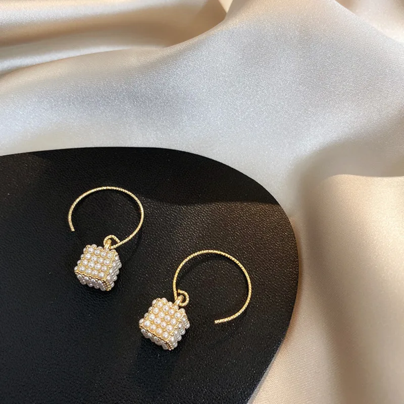 

New Crystal Sweet Geometric Round Circle Stereo Square Pearl Dangle Earring Gift For Women Gold Metal Fashion Wedding Jewely