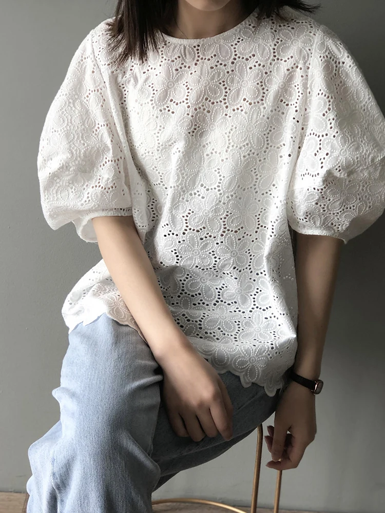 Blusas e Camisas