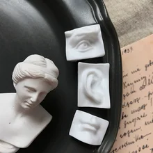 HZ корейский абстрактный индивидуальность акриловая имитация штукатурки глаз ушной рот скульптура серьги гвоздики для женщин девушек Вечерние