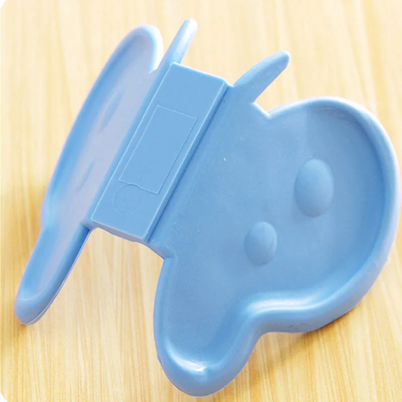 Keythemelife-2pcs-Silicone-Heat-Proof-Insulation-Microwave-Oven-Dish-Clip-Clamp-Holder-Butterfly-Kitchen-Heat-Insulation (5)