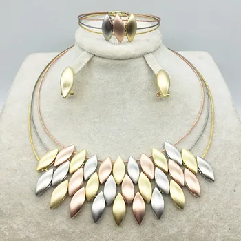 

Fashion travel jewelry set large necklace classic moon shaped bracelet earrings for women's wedding bride gold jewelry set