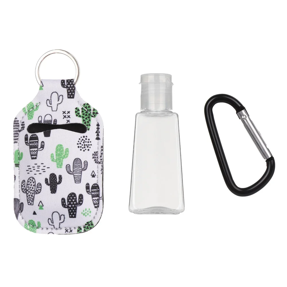 Bouteille de solution hydroalcoolique 30ml vue de côté, clip porte-clés visible.