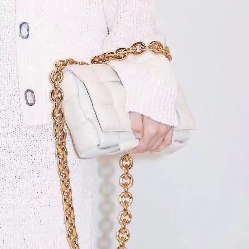 leather chain bag