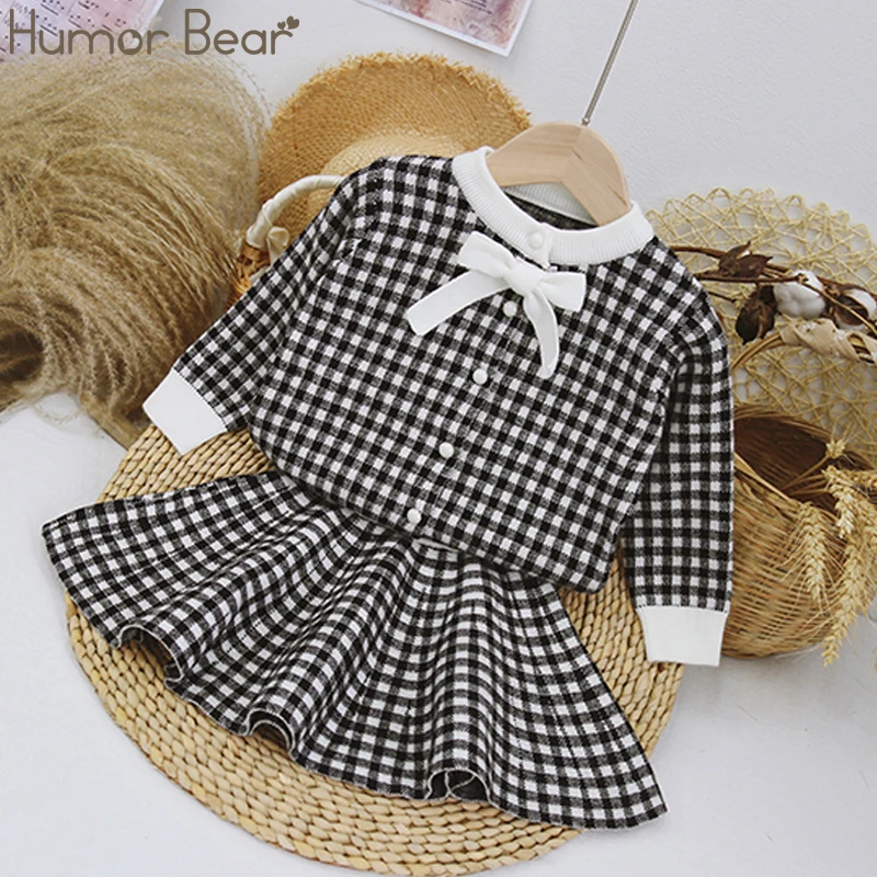 black BZ548 Humor Bear/ г., осенне-зимний комплект одежды для маленьких девочек модный свитер в полоску с длинными рукавами в Корейском стиле+ юбка Детский костюм из 2 предметов - Цвет: black BZ548