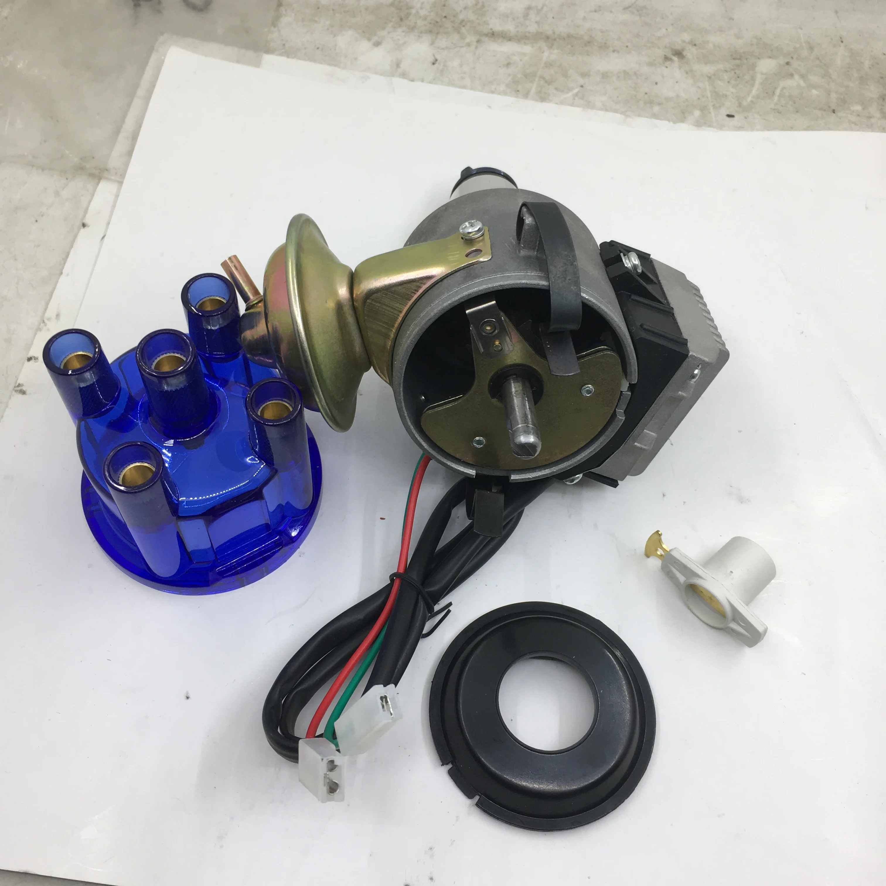 SherryBerg complete distributor for Empi 9437 Electronic All-in-One Vacuum Advance Distributor for VW Aircooled Engine blue cap