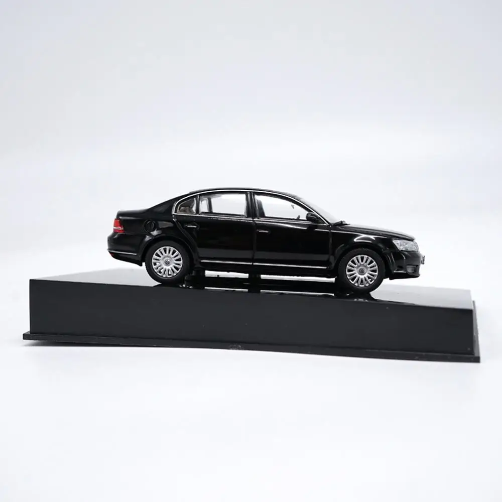 1/43 VW Volkswagen PASSAT V6 B5.5 Черные Литые под давлением автомобильные модельные игрушки, коллекционные подарки