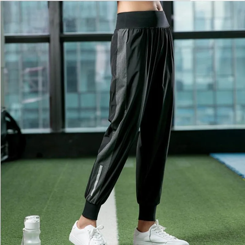Летние тонкие леггинсы женские свободные быстросохнущие брюки закрывающие