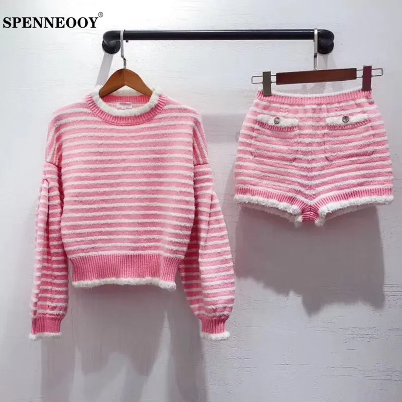 

SPENNEOOY Designer High-End Women's Spring Summer Fashion Pink Stripe Knitting Two Piece Set Pullover + Shorts