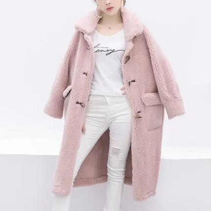 Pink Осень зима новые гранулы Шуба Женская корейская мода стрижка овец Длинная теплая куртка женская Роговая Пряжка Меховая куртка верхняя одежда - Цвет: Pink