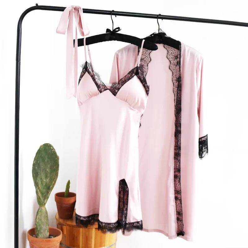 14081974273_667277965