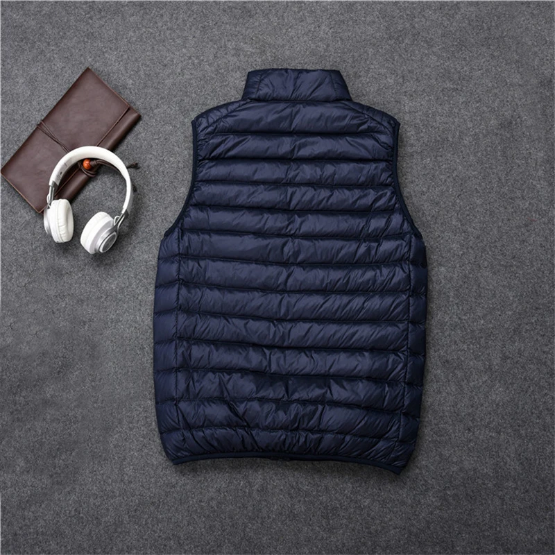Men Vest Down Jacket 90% Sleeveless Ultra Light Male Portable Coat Gilet Lightweight Windproof Warm Waistcoat Windproof Parka