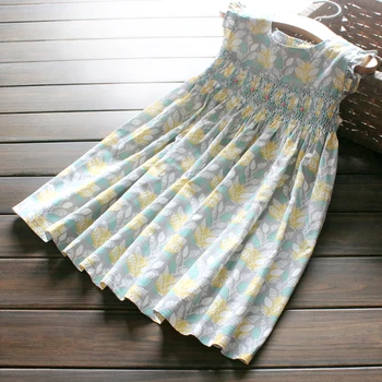 

Summer little girls dresses smocked hand made kids dresses For Girls Fly Sleeve party wedding elegant floral dresses