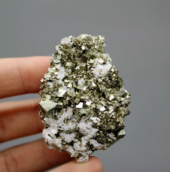 

58g naturel rare shiny cubic pyrite mineral specimen stones and crystals healing crystals quartz