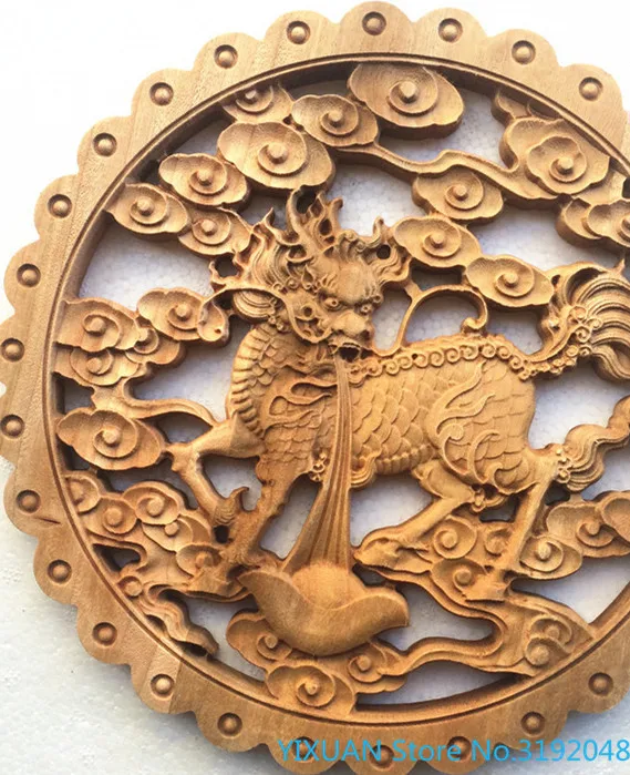 Qilin представляет сокровище круглые деревянные резные камфоры из массива дерева китайские полые украшения настенные подвесные ремесла
