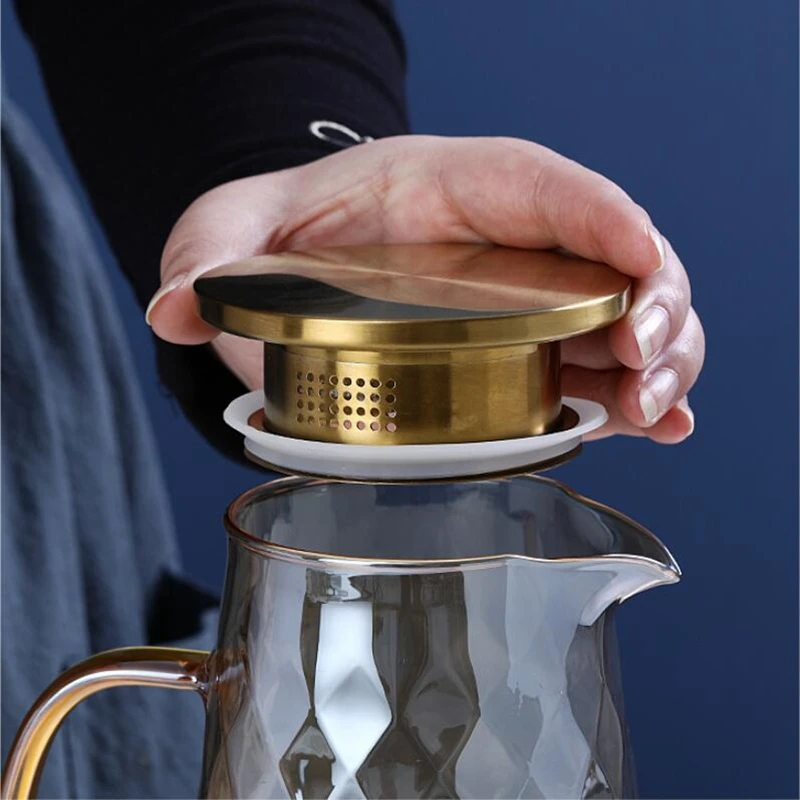 54Oz Glass Pitcher with Lid - Image 5