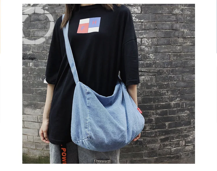 Дорожная сумка Для женщин в Корейском стиле больших Ёмкость открытый Повседневное дорожная сумка через плечо, сумка для Для Мужчин's Потертая джинсовая ткань сплошной Цвет рюкзак