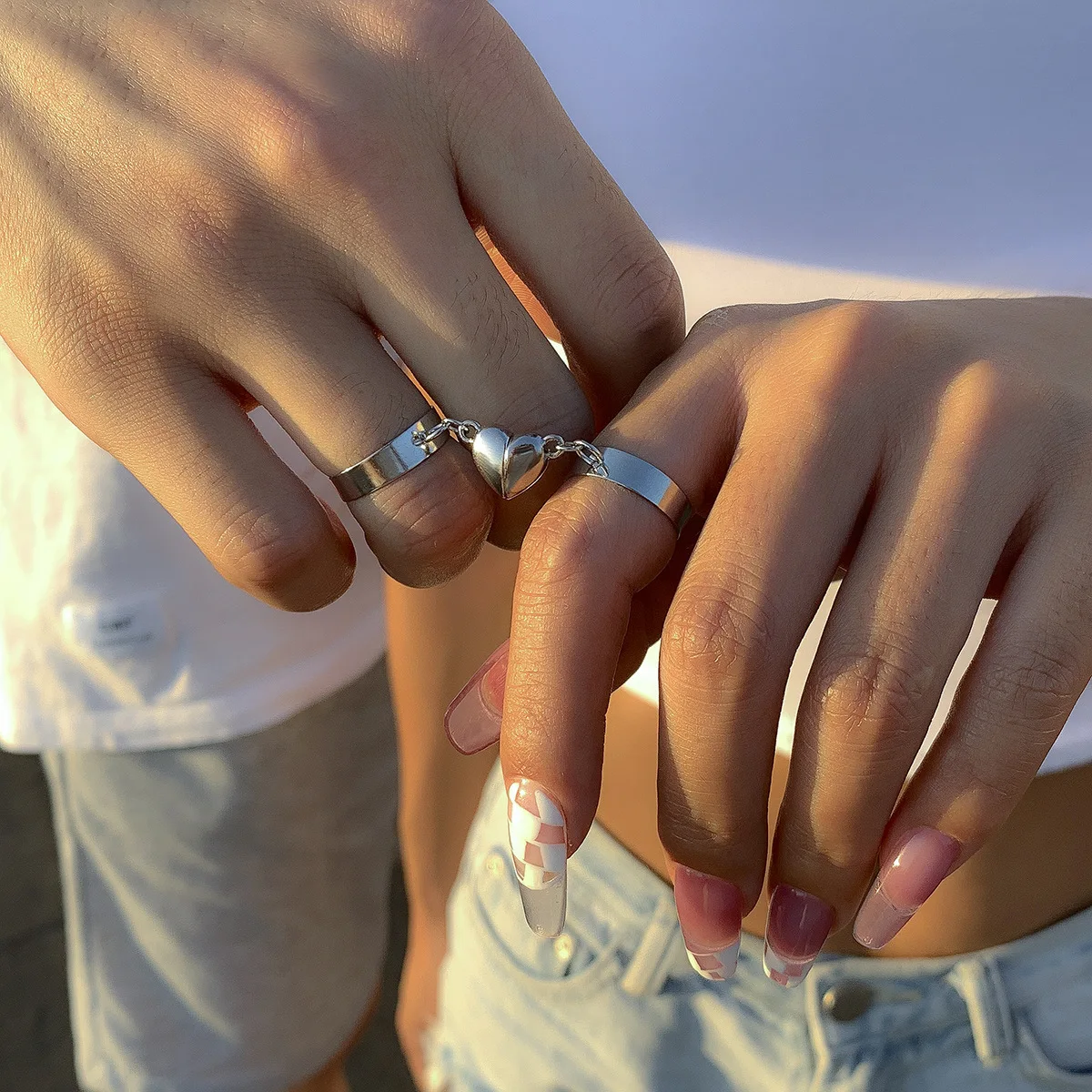 2Pcs Heart Magnet Couple Rings Punk Cuban Chain Charm Paired Rings For Lp Lovers Friend Adjustable Jewelry Party Gift Trend New