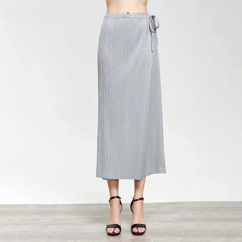 

LANMREM 2019 New Fashion Pattern Pleated Loose Lace-up Waist Solid Color Wild Straight Pants Breathable Stretch Pants AD053