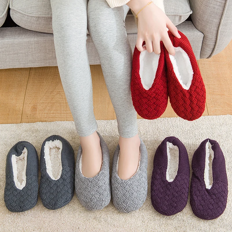 La fête des mères : Offrez à votre maman des chaussons douillets et confortables pour une journée de détente bien méritée fête des mères