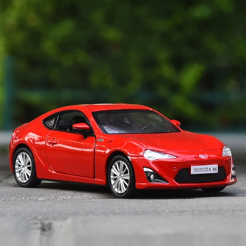 Точная имитация эксклюзивный Diecasts& Toy Vehicles: RMZ city автомобильный Стайлинг TOYOTA 86 GT 1:36 сплав литья под давлением модель автомобиля Pull Back автомобили