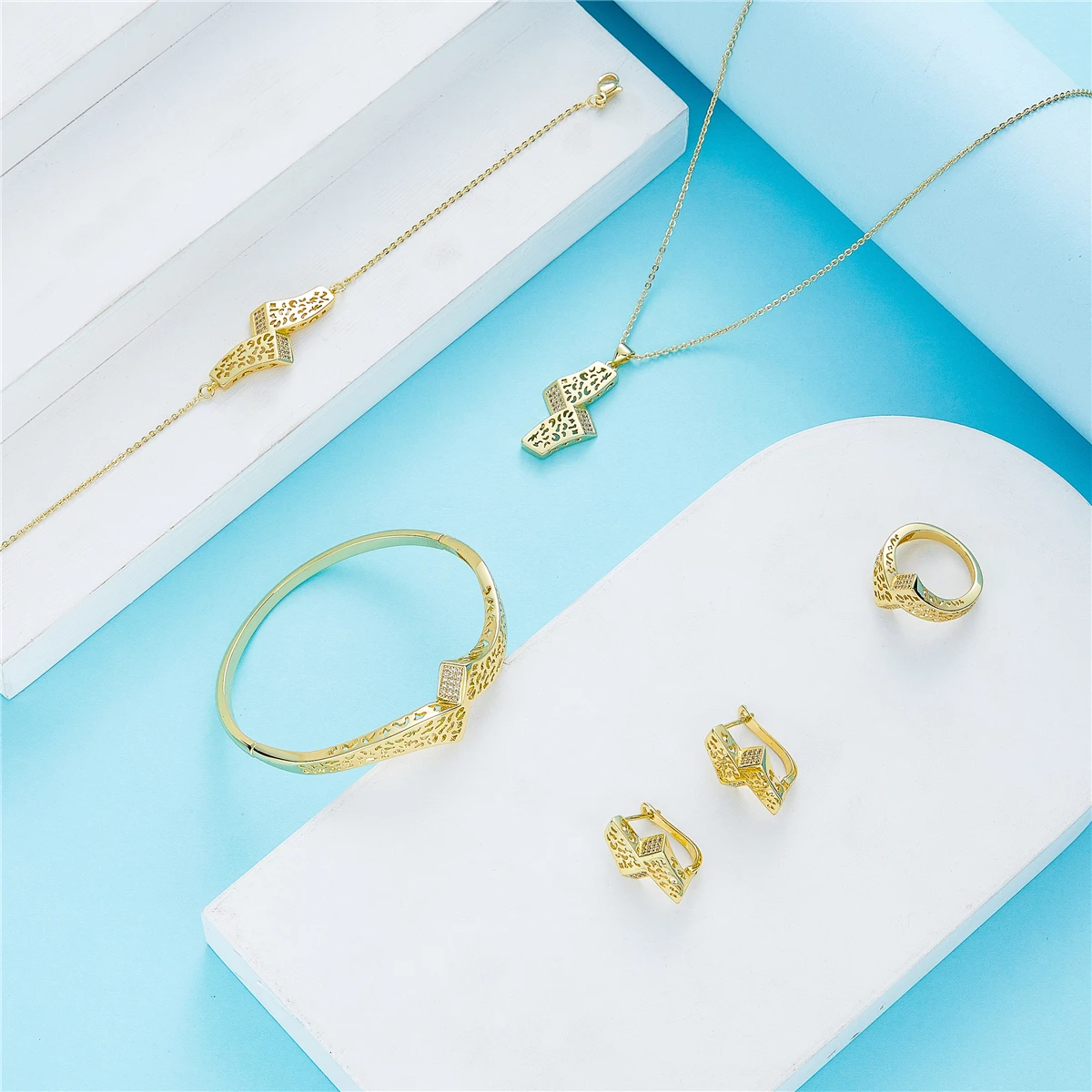 

2021 Apr Morocco hot selling accessories wedding jewelry set for women traditional jewelry set copper high quality jewelry set