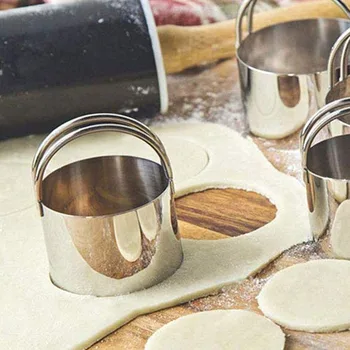 

HOT Stainless Steel Powderer Biscuit Mold Set Semi-Circular Dough Cutter Baking Set Pastry Blender TI99