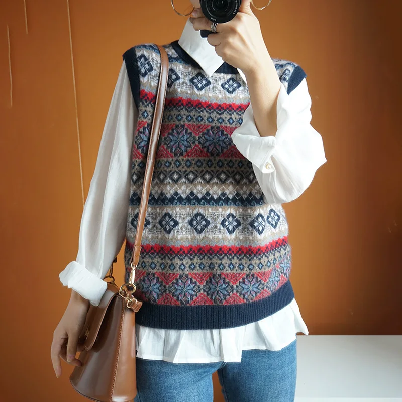 

Spring 2020 wool vest women's waistcoat round neck retro loose vest sleeveless matching vest sweater