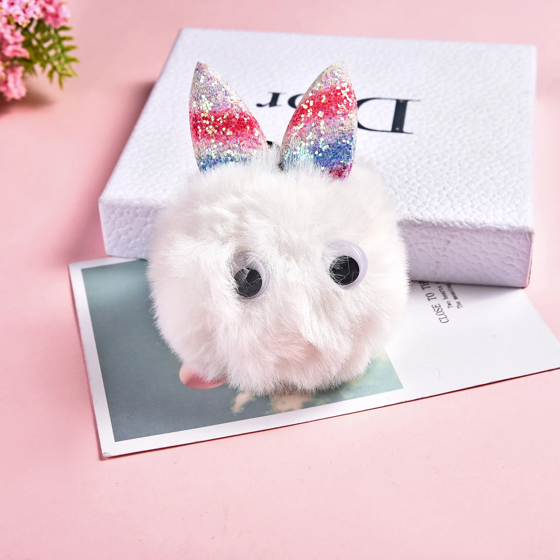 Cute Girl'S Handbag Pendant Gradient Color Super Shiny Small Ears Fuzzy Ball Pendant Elf Car Keychain Pendant