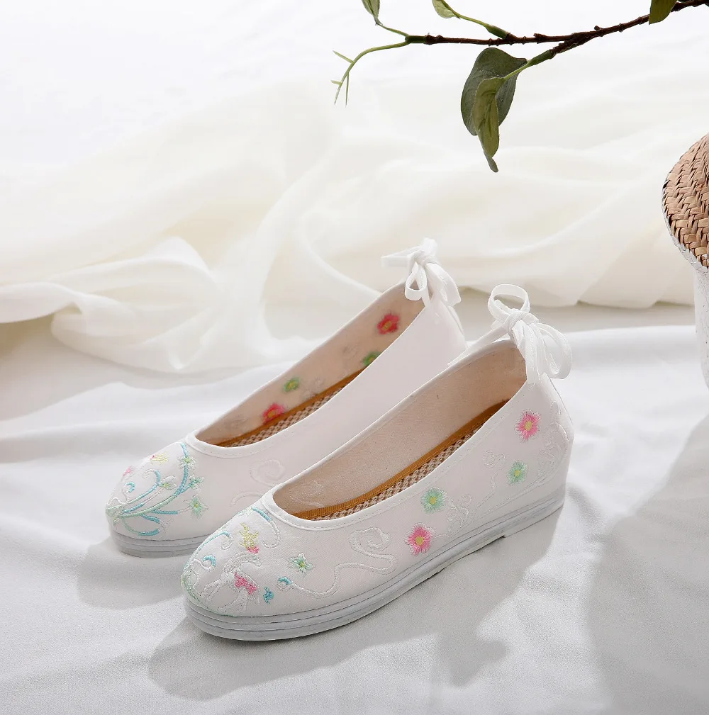 10826786347_1611059584