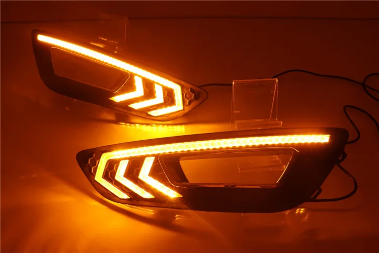 2PCS For Ford Focus 3 mk3 2015 2016 2017 2018 Turn signal and dimming style Relay 12V LED Car DRL daytime running light Fog lamp