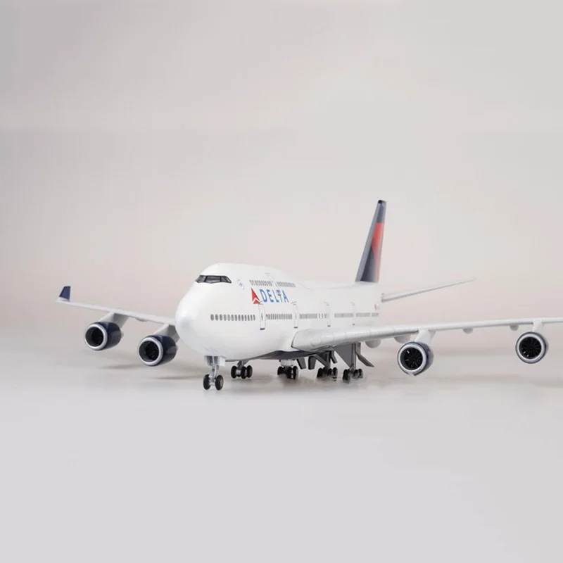 47 см самолет 1/150 масштаб Boeing B747 DELTA Модель W светильник и колесо литье под